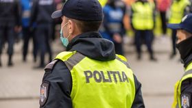 Doi tineri de 18 și 16 ani au căzut în râul Mureș. Din păcate, adolescentul nu a reușit să supraviețuiască